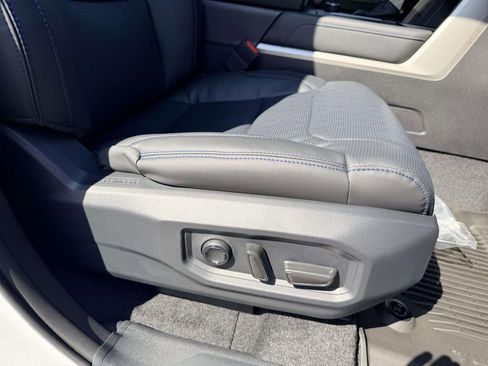 New 2026 Toyota Tundra Platinum image 11