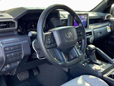 Used 2026 Toyota Tacoma SR5 RWD image 8