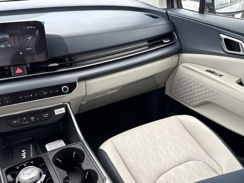 New 2026 Kia Carnival SX image 15