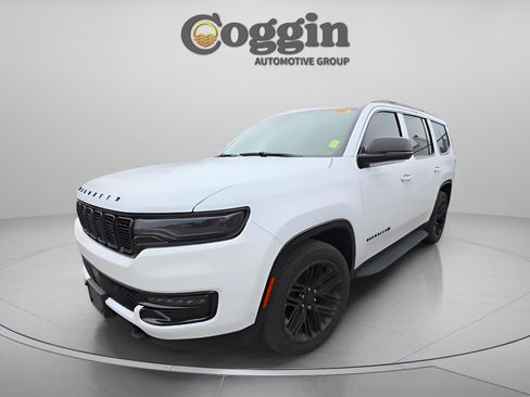 Used 2024 Jeep Wagoneer Series II image 24