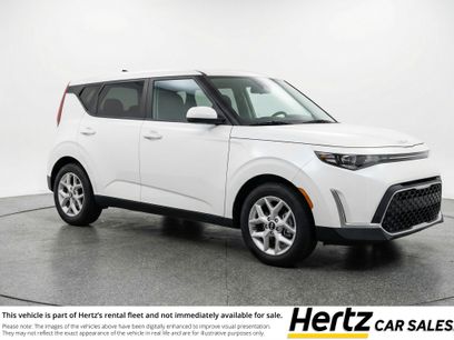Used 2025 Kia Soul LX w/ LX Technology Package