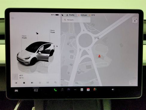 Used 2022 Tesla Model Y Performance AWD/4WD image 18
