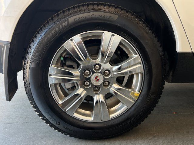 Used 2015 Cadillac SRX Luxury w/ Driver Awareness Package FWD image 11
