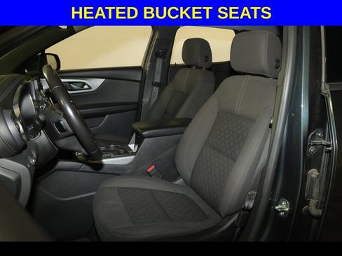 Used 2019 Chevrolet Blazer LT FWD image 2