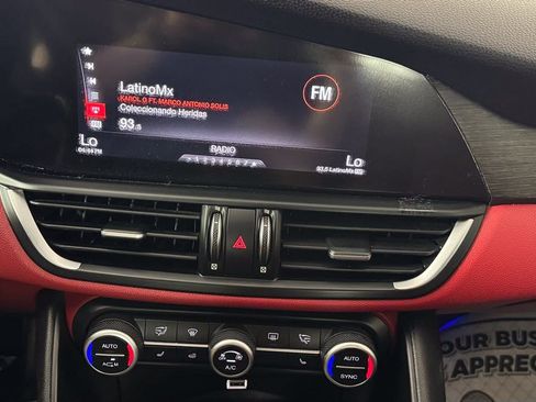 Used 2019 Alfa Romeo Giulia Ti AWD/4WD image 21