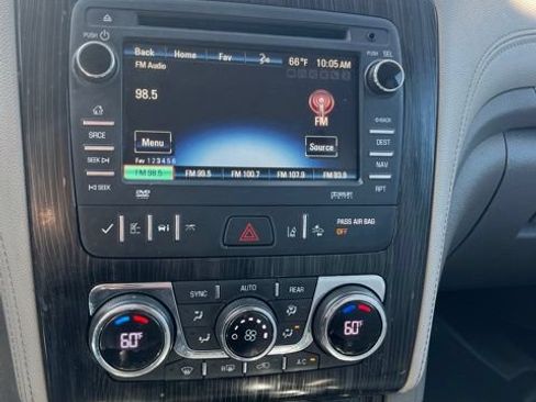 Used 2016 Chevrolet Traverse LTZ AWD/4WD image 39