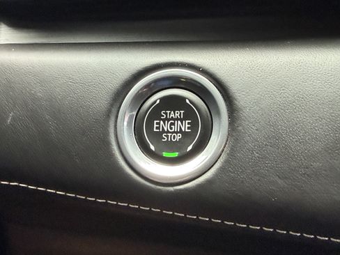 Certified 2023 Cadillac Escalade ESV Sport Platinum w/ LPO, ONYX Package AWD/4WD image 30