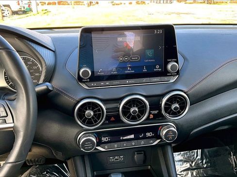 Used 2021 Nissan Sentra SR w/ Lighting Package image 8