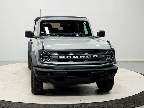 Used 2022 Ford Bronco Big Bend image 2