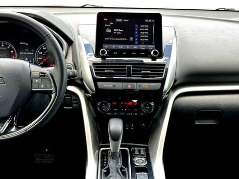 Used 2025 Mitsubishi Eclipse Cross AWD image 26