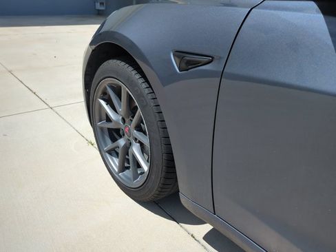 Used 2022 Tesla Model 3 Standard Range RWD image 10
