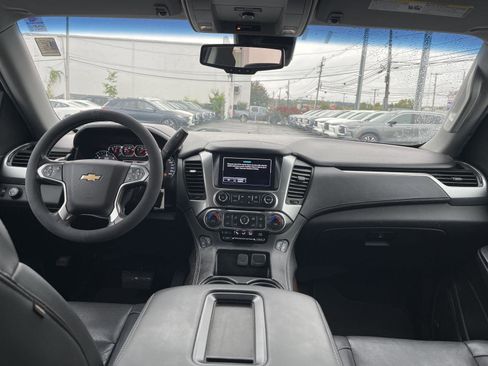 Used 2018 Chevrolet Tahoe LT image 13