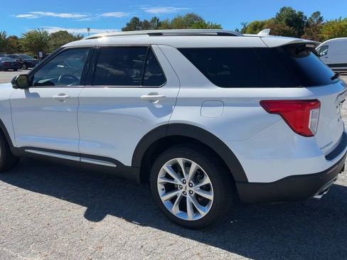 Used 2022 Ford Explorer Platinum w/ Equipment Group 601A image 40