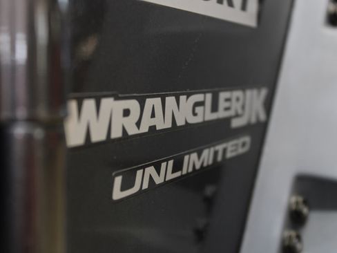 Used 2018 Jeep Wrangler Unlimited Sport S image 13