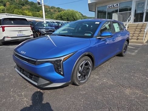 New 2026 Kia K4 EX FWD image 3
