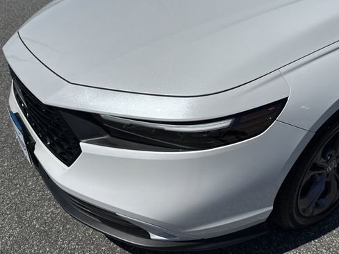 Certified 2024 Honda Accord EX image 6