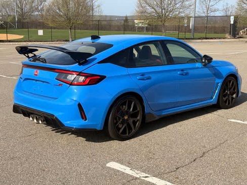 Used 2025 Honda Civic Type R image 5