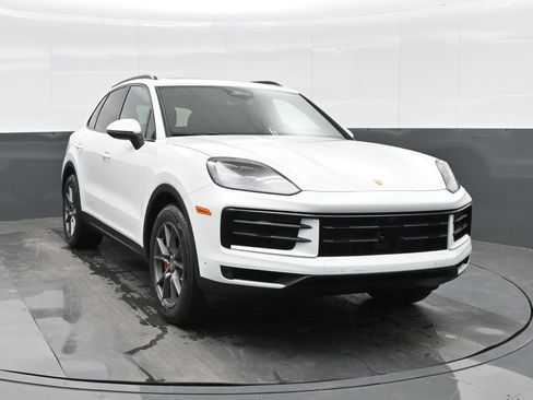 New 2026 Porsche Cayenne S AWD/4WD image 11
