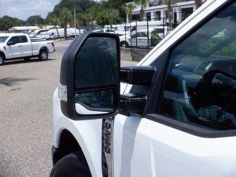 Used 2024 Ford F250 XL image 18