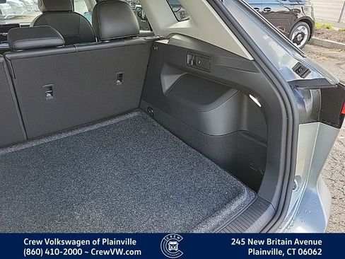 New 2026 Volkswagen Tiguan SE image 53