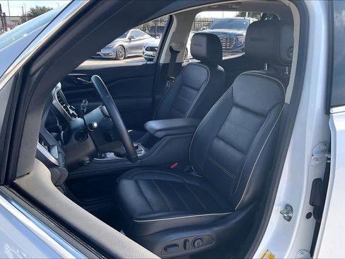 Certified 2023 GMC Acadia Denali w/ Denali Ultimate Package image 7