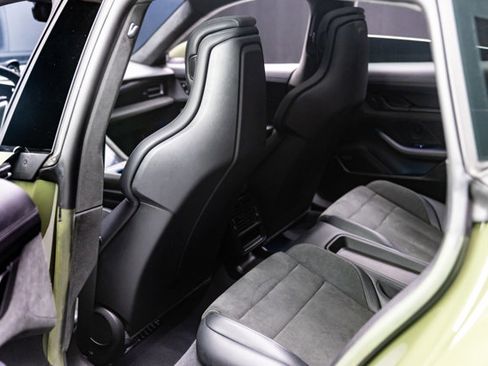 Used 2023 Porsche Taycan GTS image 52