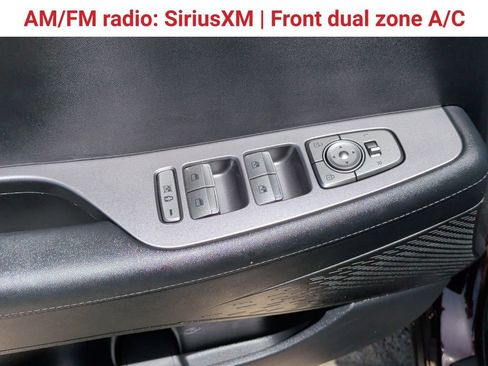 Used 2025 Hyundai Palisade SEL FWD image 11