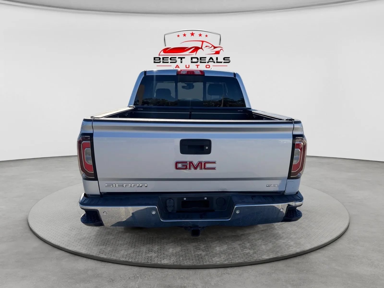Used 2018 GMC Sierra 1500 SLT w/ Enhanced Driver Alert Package RWD image 4