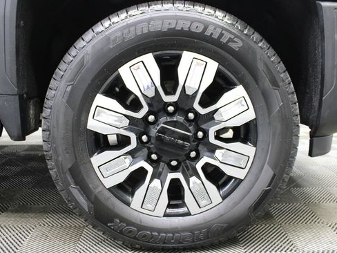 Used 2025 GMC Sierra 3500 Denali w/ Denali Reserve Package AWD/4WD image 10