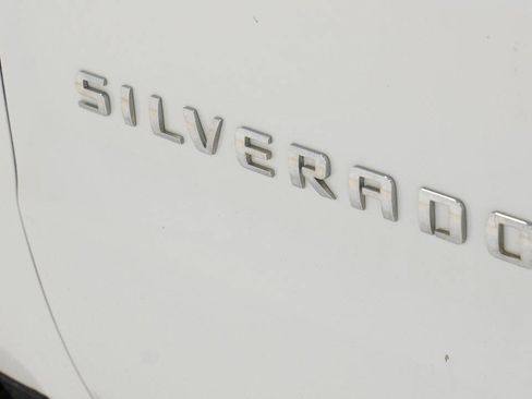 Used 2018 Chevrolet Silverado 1500 W/T RWD image 13