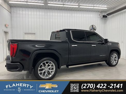 Used 2020 GMC Sierra 1500 Denali w/ Denali Ultimate Package AWD/4WD image 2