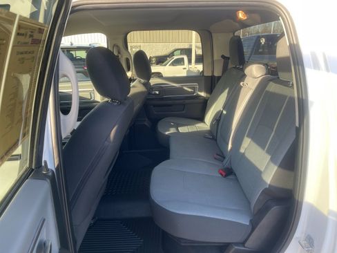 Used 2022 RAM 1500 Classic SLT w/ Electronics Convenience Group image 14