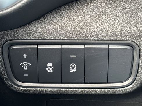 Used 2023 Kia Soul LX image 31