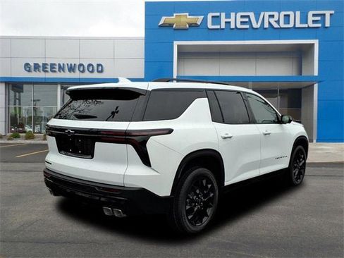 New 2026 Chevrolet Traverse LT w/ Midnight/Sport Edition image 3