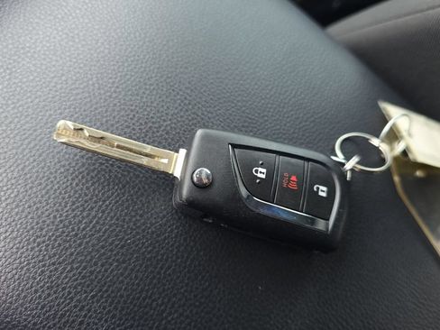 Used 2025 Toyota RAV4 LE FWD image 23