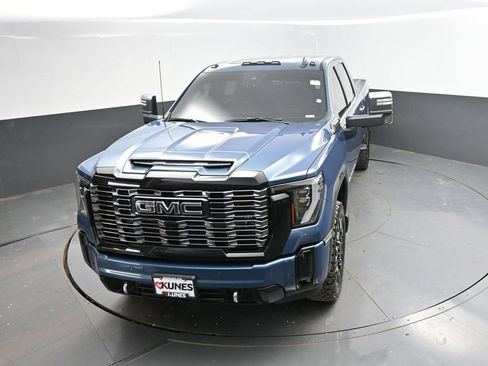 Used 2025 GMC Sierra 2500 Denali Ultimate AWD/4WD image 30