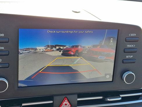 Used 2023 Hyundai Elantra SEL FWD image 15