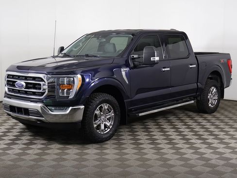Used 2022 Ford F150 XLT w/ Equipment Group 302A High AWD/4WD image 9