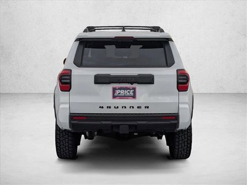 Used 2025 Toyota 4Runner SR5 AWD/4WD image 7