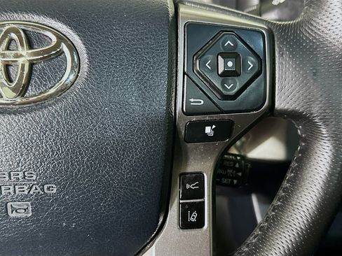 Used 2019 Toyota Tacoma SR5 image 16