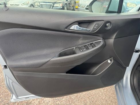Used 2017 Chevrolet Cruze LS image 14