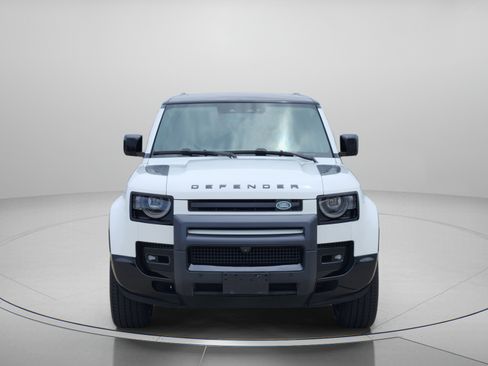 Certified 2024 Land Rover Defender 110 X-Dynamic SE AWD/4WD image 6