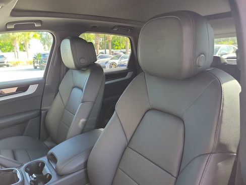 New 2026 Porsche Cayenne AWD/4WD image 5