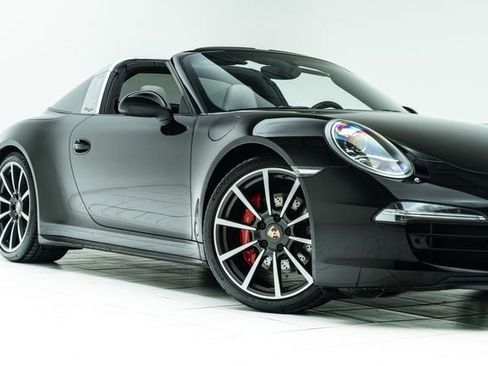 Used 2014 Porsche 911 Targa 4S AWD/4WD image 3