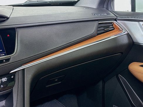 Used 2022 Cadillac XT5 Premium Luxury image 22