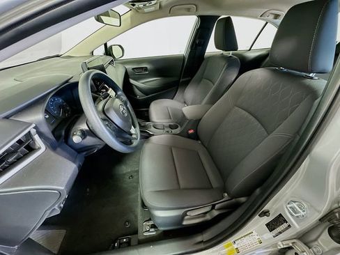 Certified 2025 Toyota Corolla LE image 12
