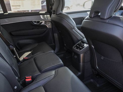 New 2026 Volvo XC90 T8 Ultra w/ Lounge Package AWD/4WD image 19