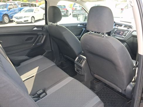 Used 2018 Volkswagen Tiguan S FWD image 27