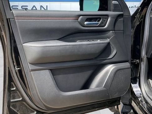 Used 2026 Nissan Armada SL w/ Captain's Chari Seat Package AWD/4WD image 19