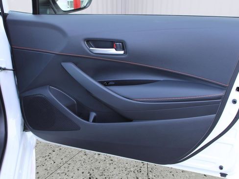 Used 2026 Toyota Corolla SE FWD image 38